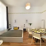 شقة Spacious Basic In The Center بودابست