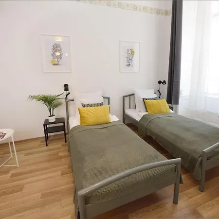 Spacious Basic In The Center Budapeste