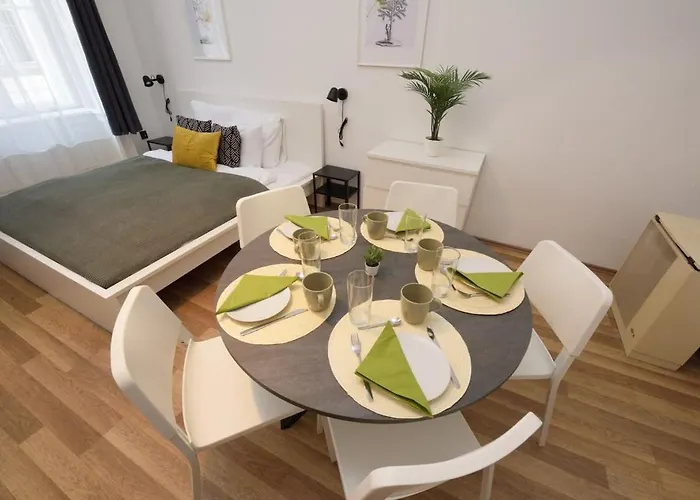 Spacious Basic In The Center Appartamento *
