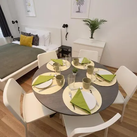 Spacious Basic In The Center Appartement *