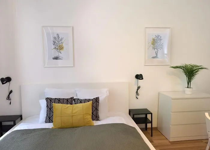 Apartman Spacious Basic In The Center